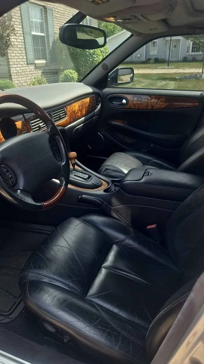 2001 Jaguar X308 XJR - Image 6 of 9