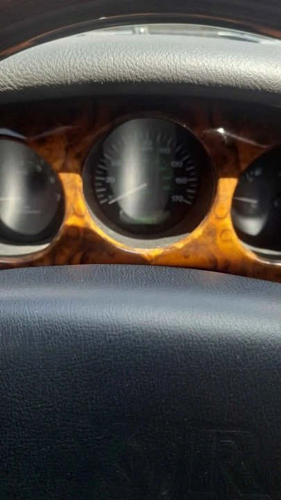 2001 Jaguar X308 XJR - Image 7 of 9