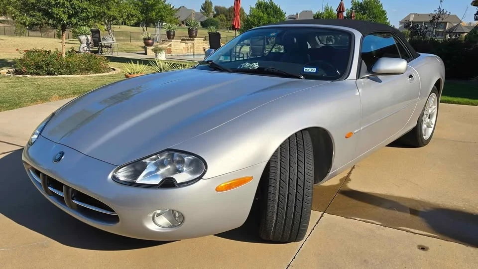 2001 Jaguar X100 XK8 - Image 3 of 10