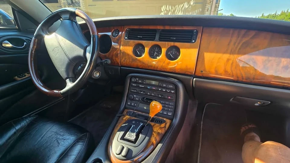2001 Jaguar X100 XK8 - Image 5 of 10