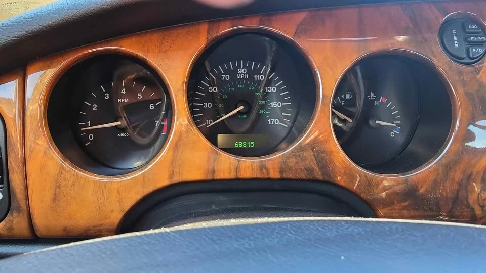 2001 Jaguar X100 XK8 - Image 8 of 10
