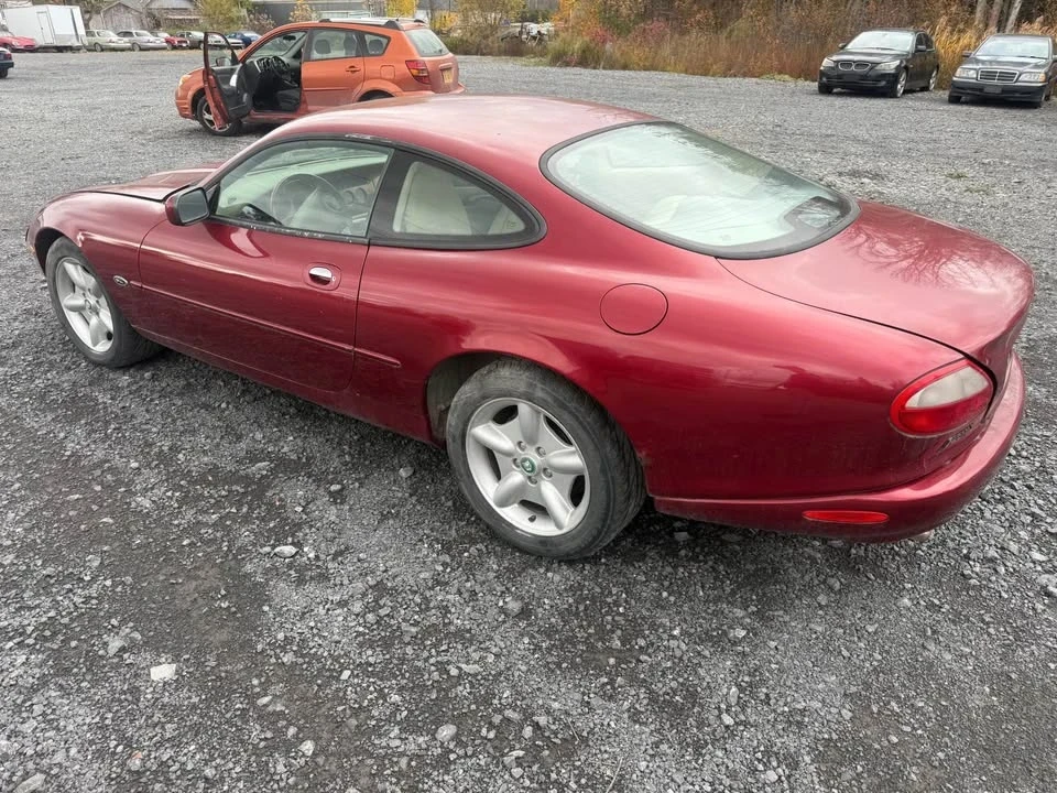 2001 Jaguar X100 XK8 - Image 3 of 5