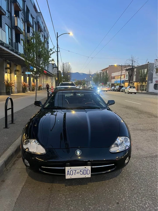 2001 Jaguar X100 XK8 - Image 4 of 6