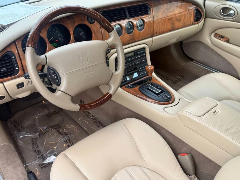 2001 Jaguar X100 XK8 - Image 7 of 20
