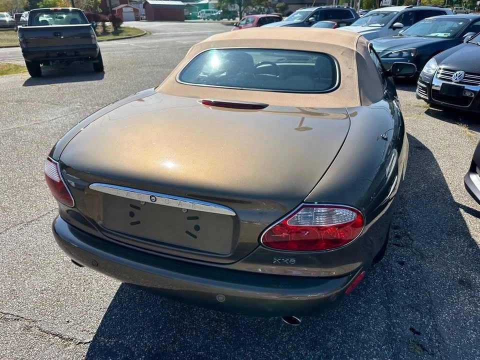 2001 Jaguar X100 XK8 - Image 11 of 20