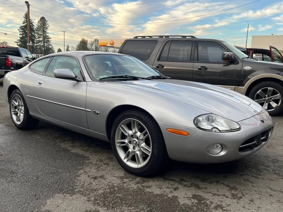 2001 Jaguar X100 XK8 - Image 8 of 20
