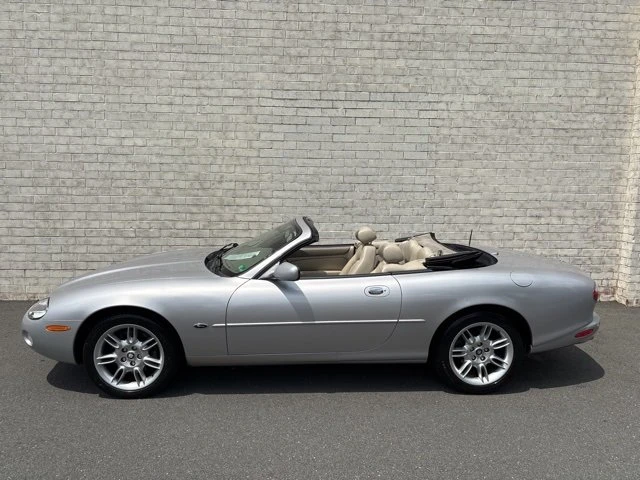 2001 Jaguar X100 XK8 - Image 12 of 20