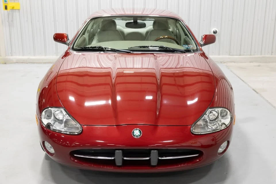 2001 Jaguar X100 XK8 - Image 8 of 20