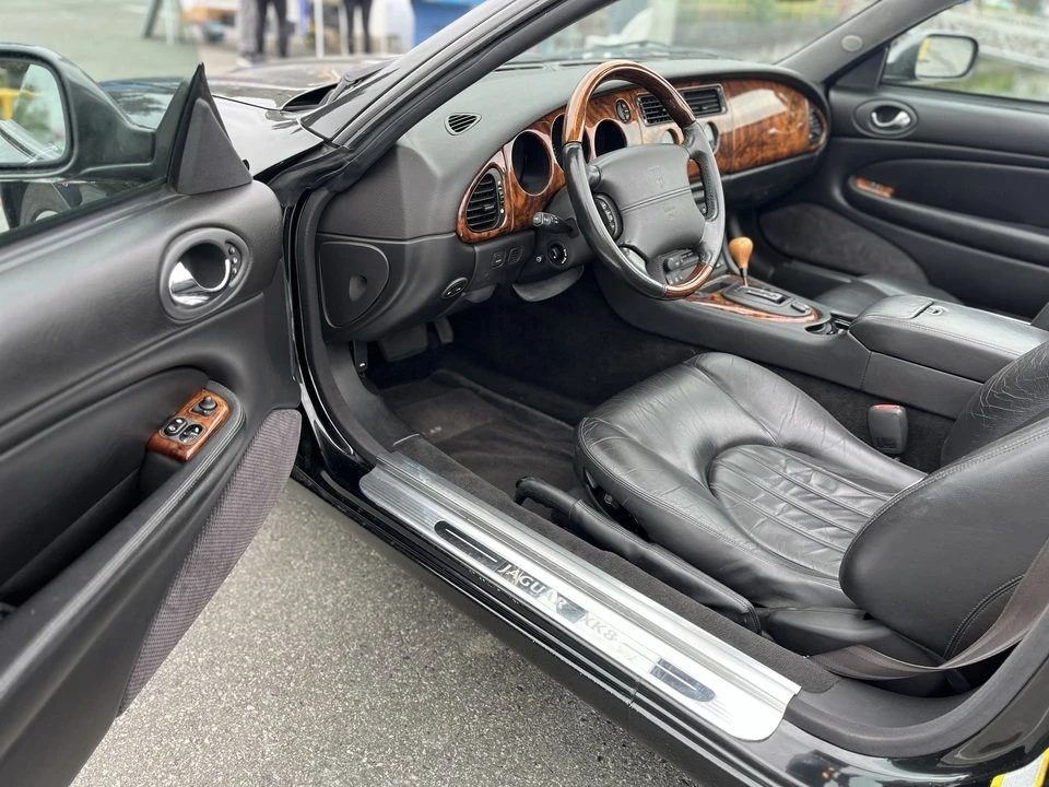 2001 Jaguar X100 XK8 - Image 2 of 8