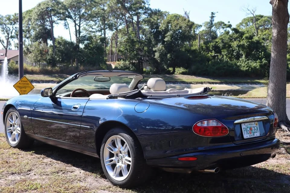 2001 Jaguar X100 XK8 - Image 9 of 20