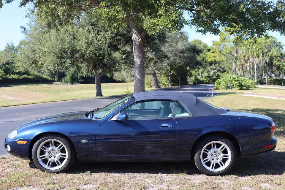 2001 Jaguar X100 XK8 - Image 8 of 20