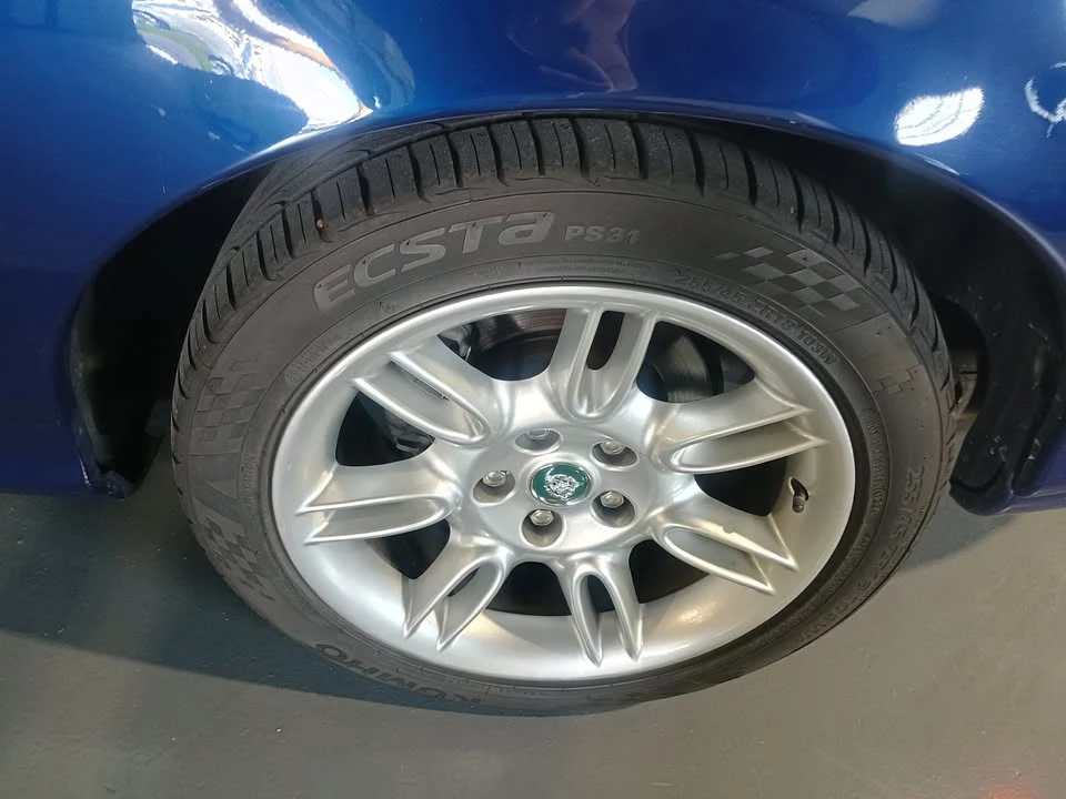 2001 Jaguar X100 XK8 - Image 17 of 19