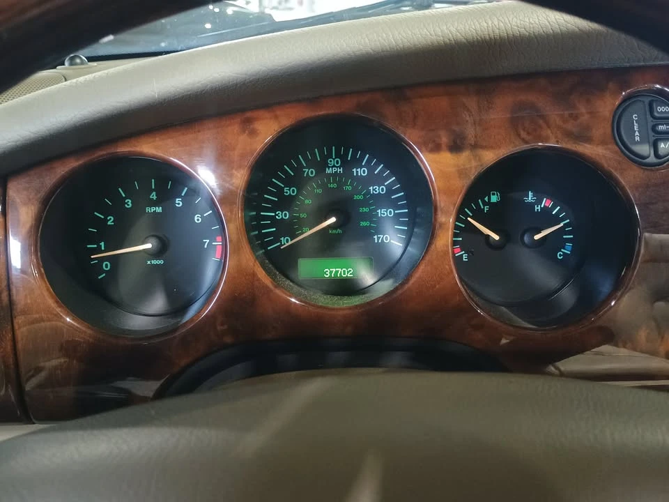2001 Jaguar X100 XK8 - Image 10 of 19
