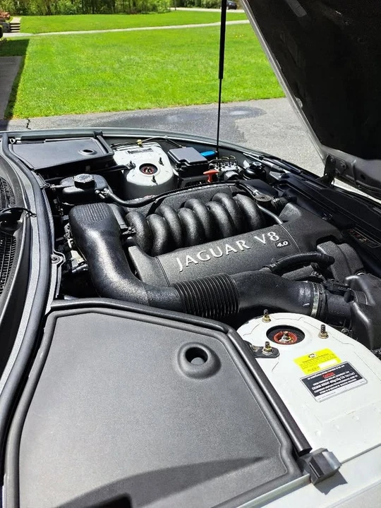 2001 Jaguar X100 XK8 - Image 4 of 6