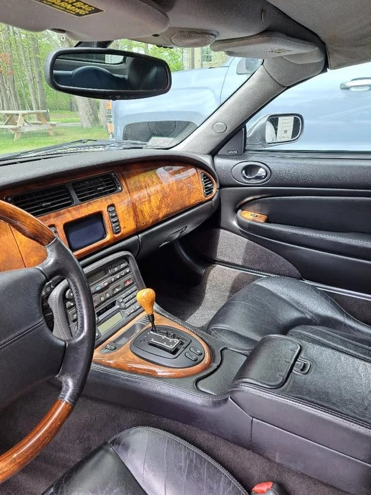 2001 Jaguar X100 XK8 - Image 5 of 6