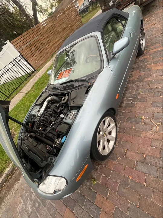 2001 Jaguar X100 XK8 - Image 2 of 4