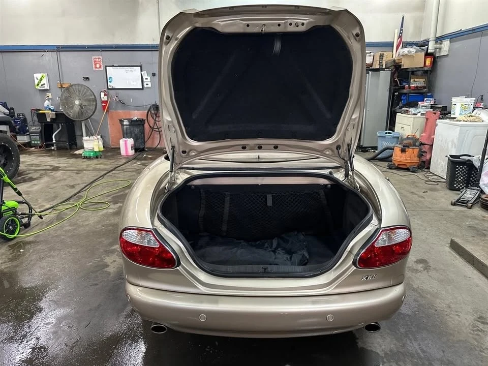 2001 Jaguar X100 XK8 - Image 15 of 20