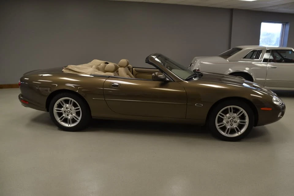2001 Jaguar X100 XK8 - Image 7 of 20