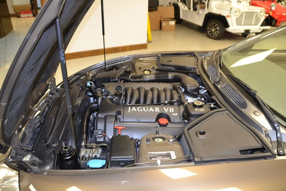 2001 Jaguar X100 XK8 - Image 15 of 20