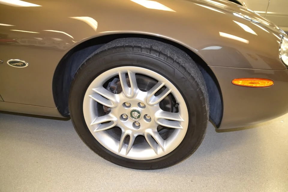 2001 Jaguar X100 XK8 - Image 8 of 20