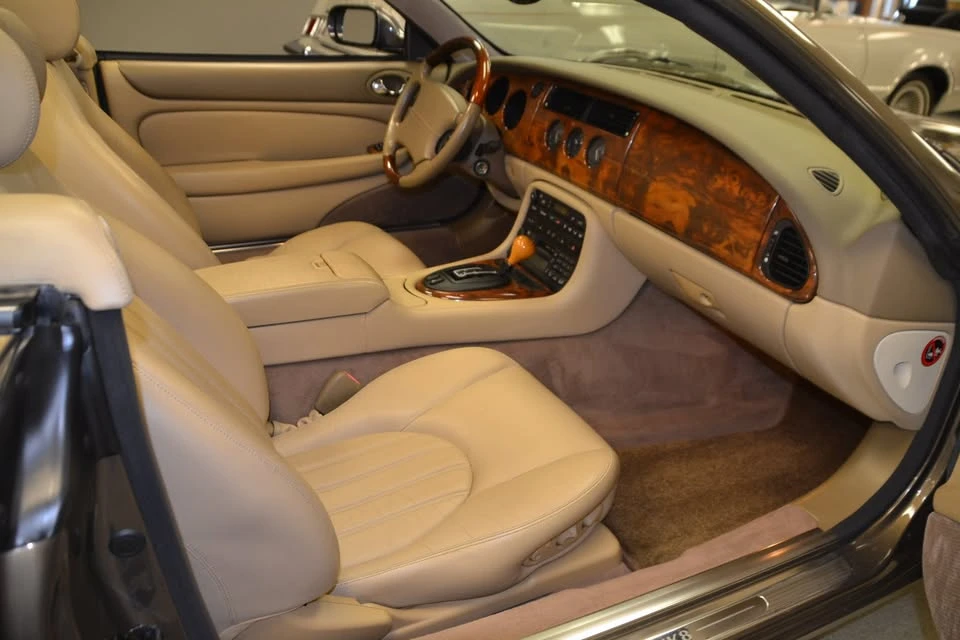 2001 Jaguar X100 XK8 - Image 12 of 20