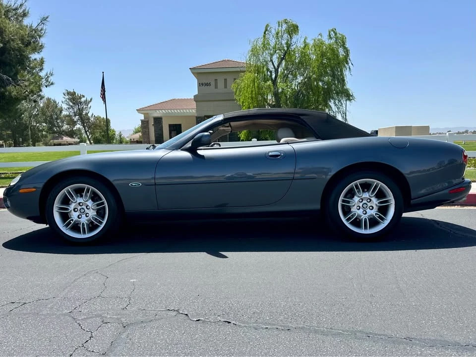 2001 Jaguar X100 XK8 - Image 8 of 20