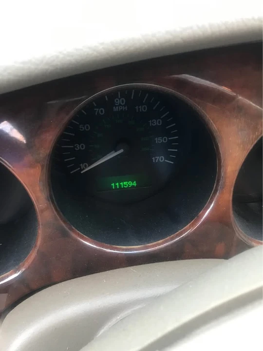 2001 Jaguar X100 XK8 - Image 10 of 10