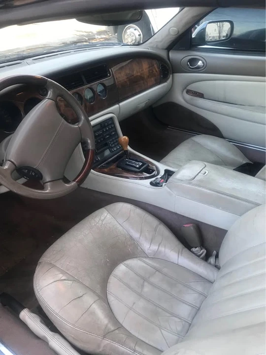 2001 Jaguar X100 XK8 - Image 9 of 10