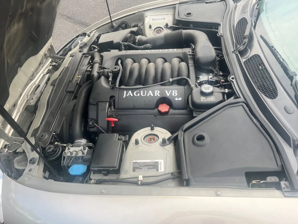 2001 Jaguar X100 XK8 - Image 7 of 19
