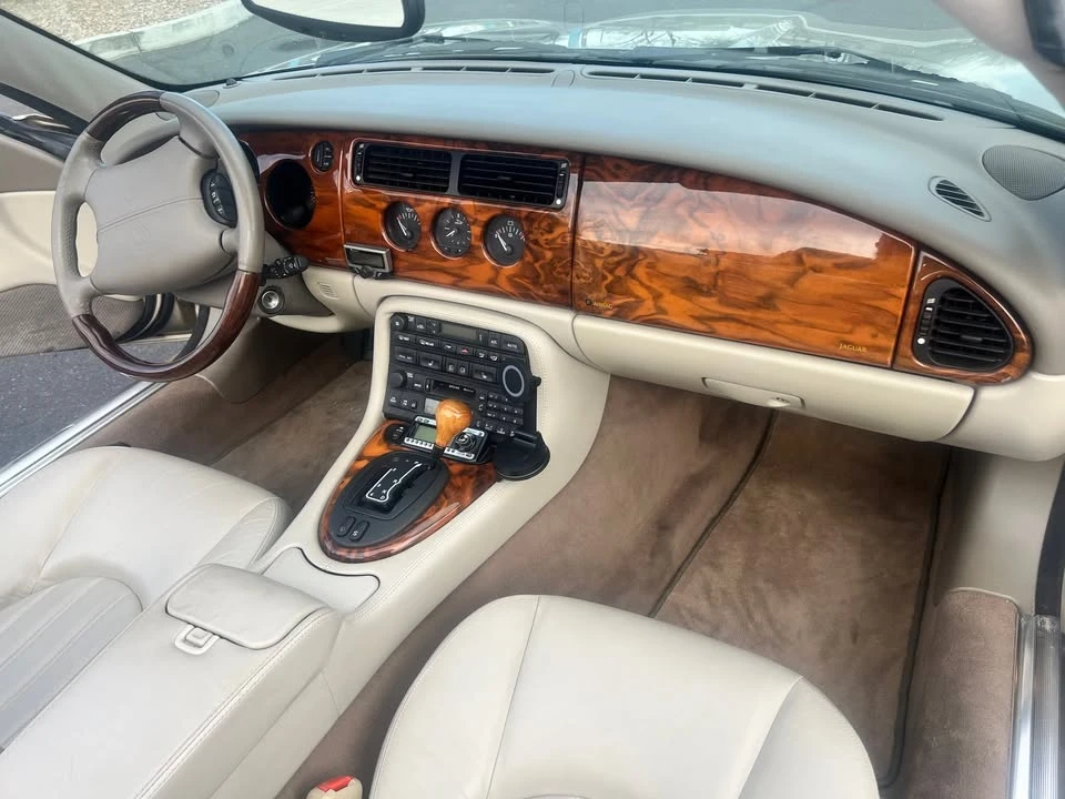 2001 Jaguar X100 XK8 - Image 11 of 19