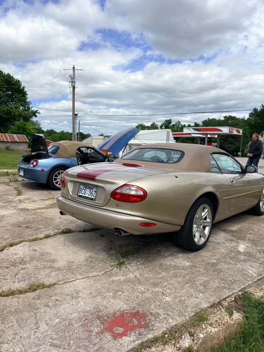 2001 Jaguar X100 XK8 - Image 4 of 12