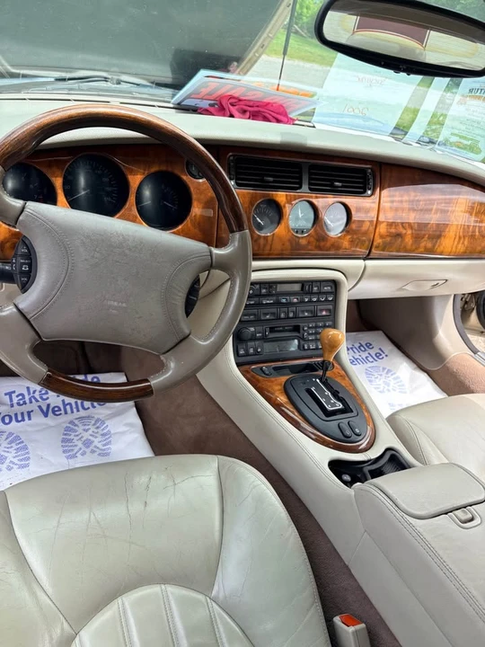 2001 Jaguar X100 XK8 - Image 8 of 12