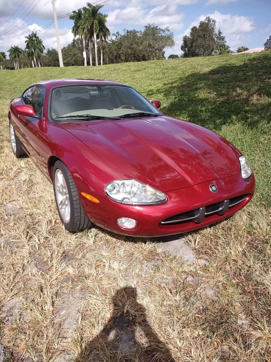 2001 Jaguar X100 XK8 - Image 3 of 10