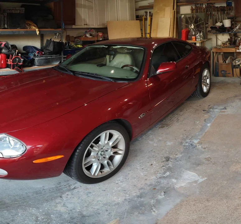 2001 Jaguar X100 XK8 - Image 2 of 10