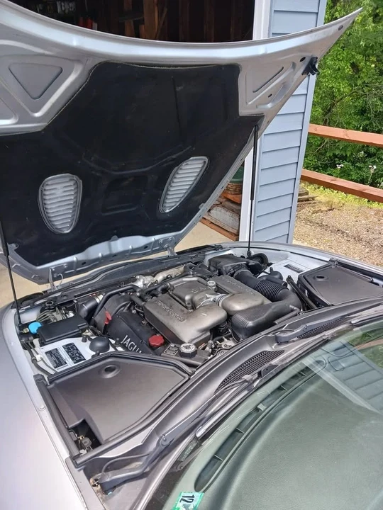 2001 Jaguar X100 XKR - Image 6 of 17