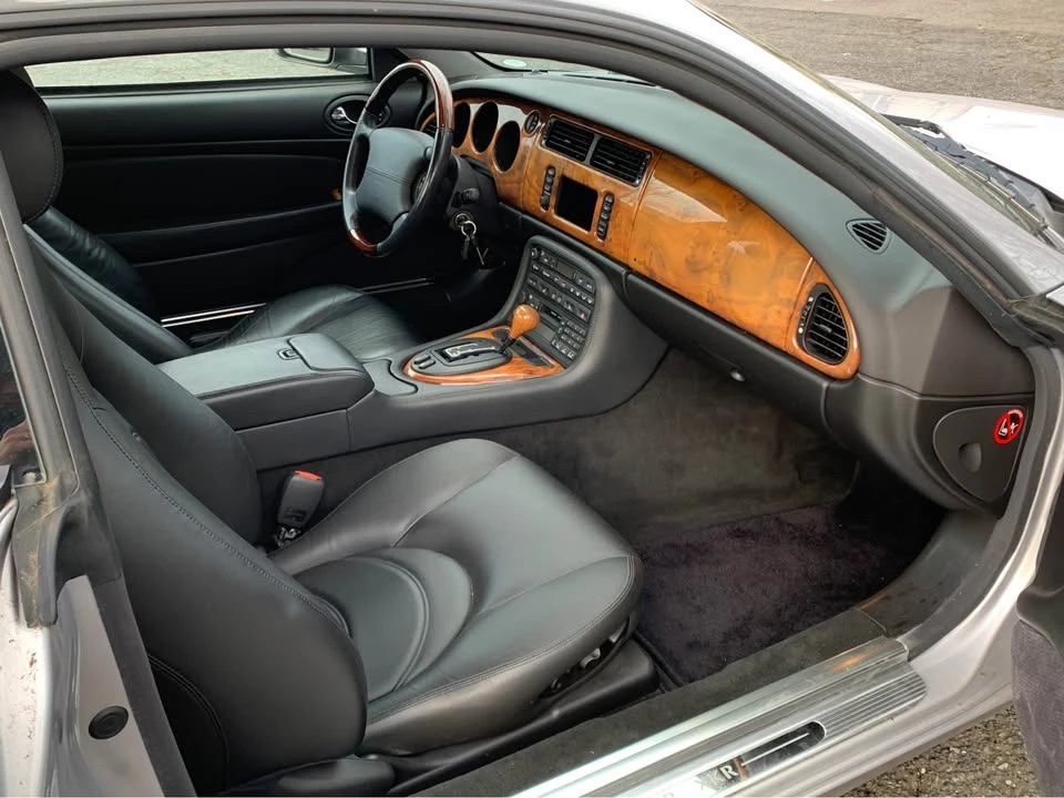 2001 Jaguar X100 XKR - Image 10 of 12