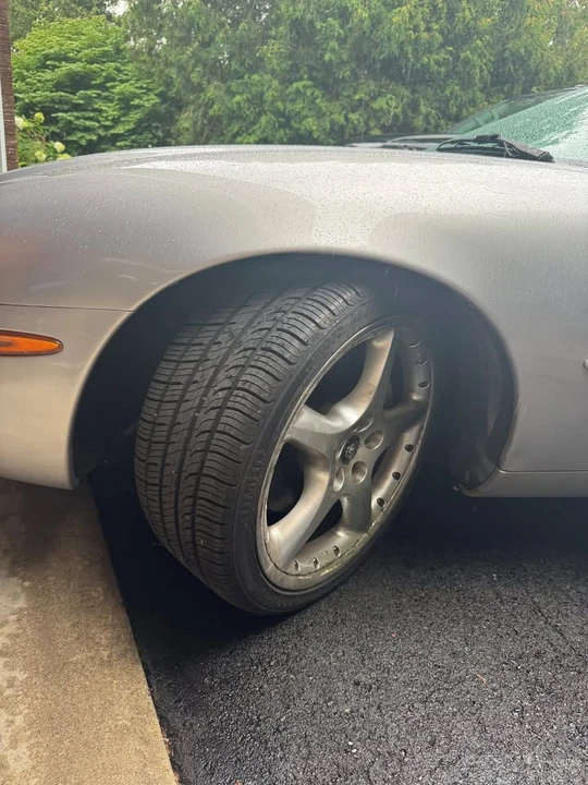 2001 Jaguar X100 XKR - Image 9 of 11