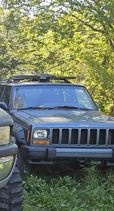 2001 Jeep XJ Cherokee - Image 5 of 5