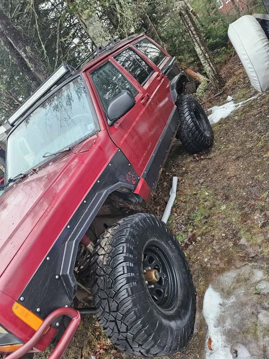 2001 Jeep XJ Cherokee - Image 2 of 5