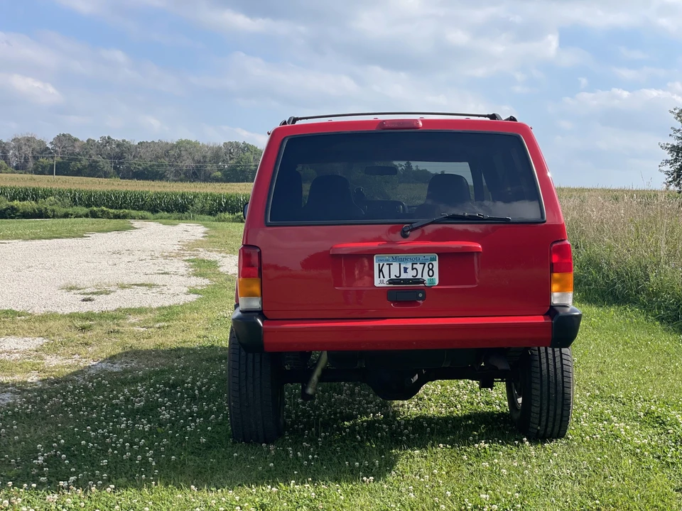 2001 Jeep XJ Cherokee - Image 8 of 31