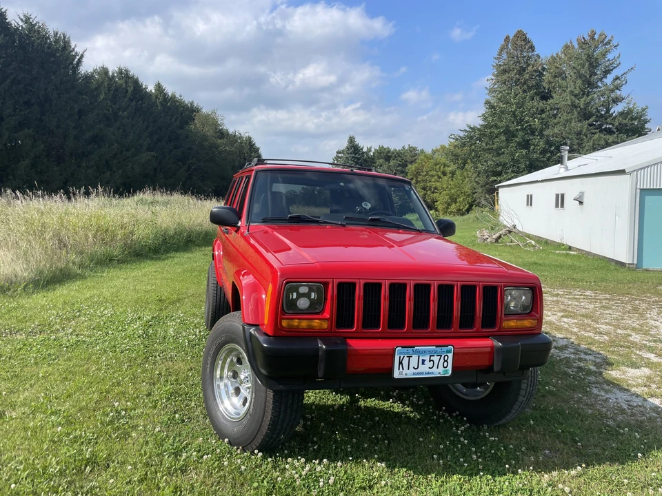 2001 Jeep XJ Cherokee - Image 17 of 31