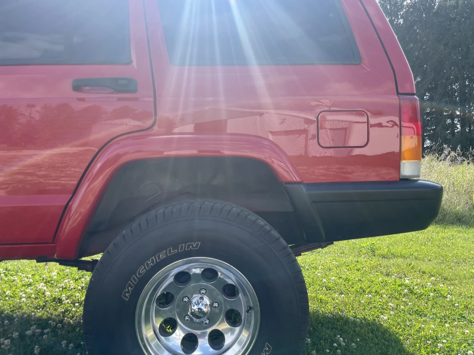 2001 Jeep XJ Cherokee - Image 30 of 31