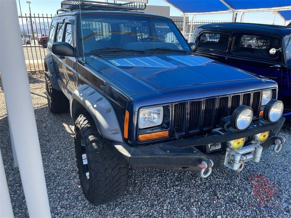 2001 Jeep XJ Cherokee - Image 3 of 10