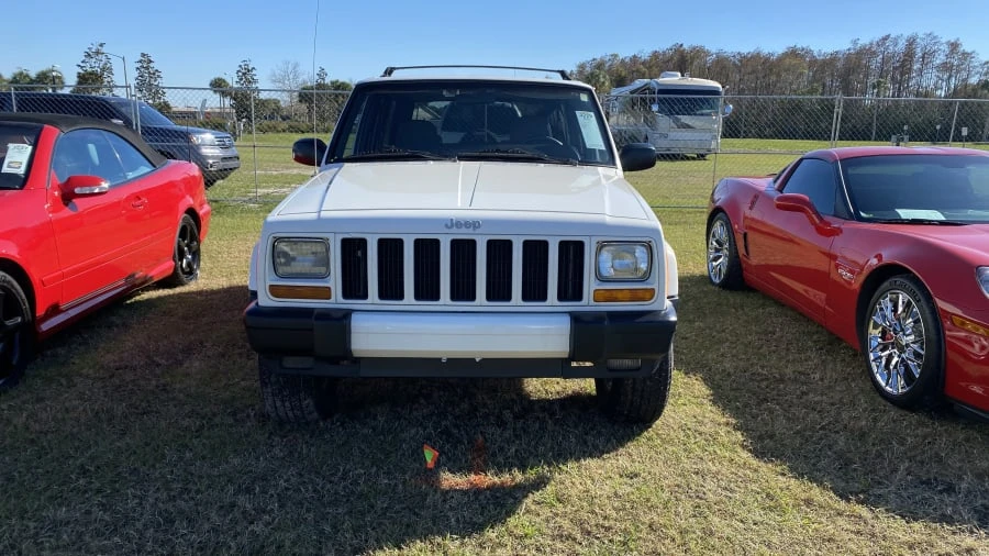 2001 Jeep XJ Cherokee - Image 4 of 5