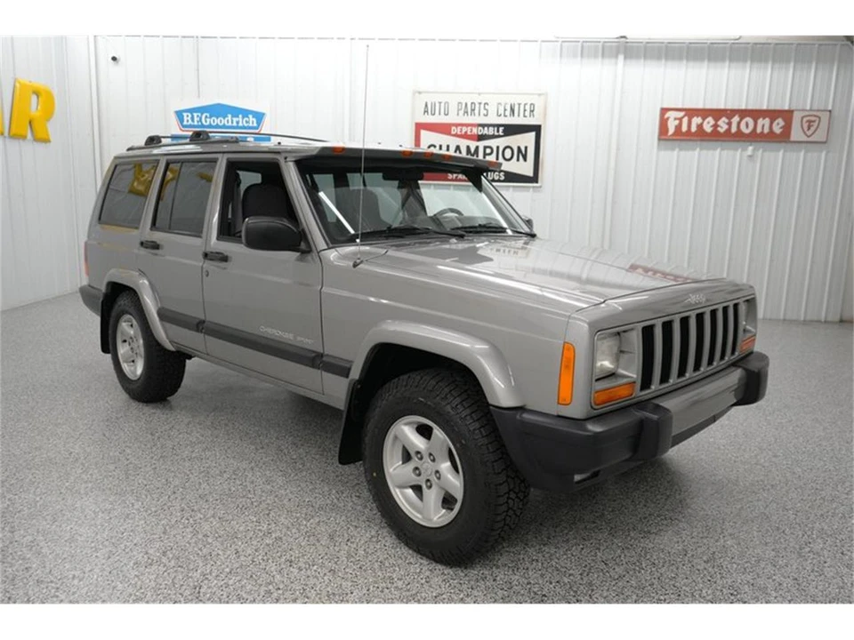 2001 Jeep XJ Cherokee - Image 19 of 31