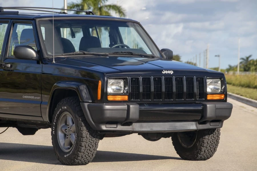 2001 Jeep XJ Cherokee - Image 12 of 28