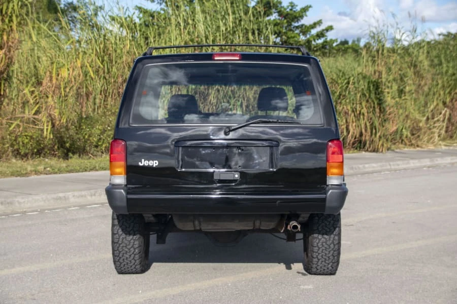 2001 Jeep XJ Cherokee - Image 10 of 28