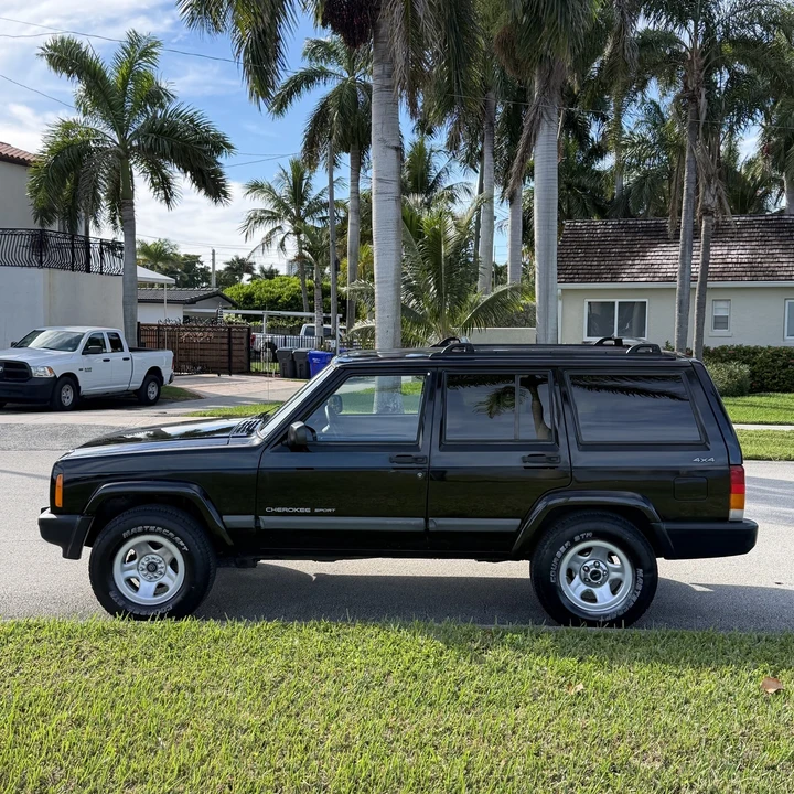 2001 Jeep XJ Cherokee - Image 8 of 12