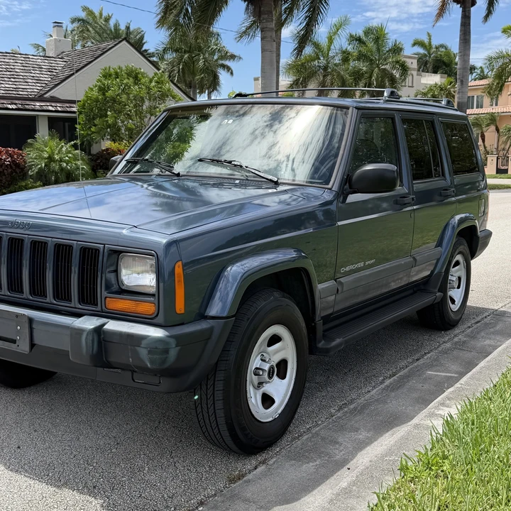 2001 Jeep XJ Cherokee - Image 5 of 31