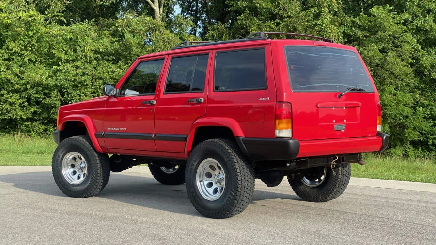 2001 Jeep XJ Cherokee - Image 2 of 2